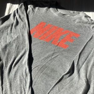Nike Logo Long Sleeve Tee